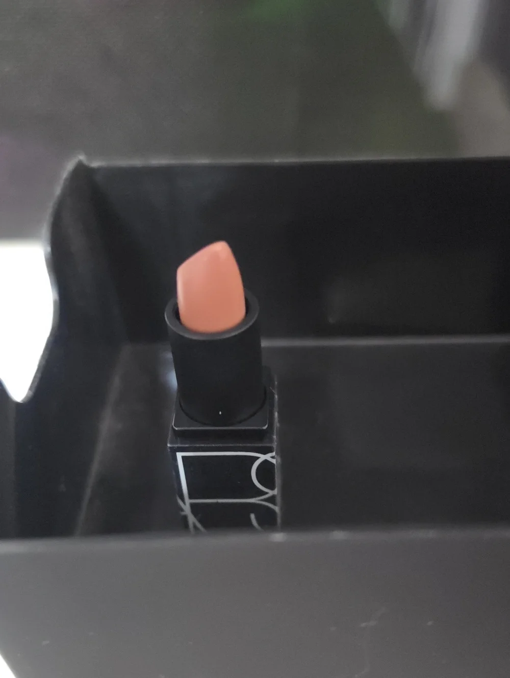 Nars Creamy Nude Pink Lipstick 